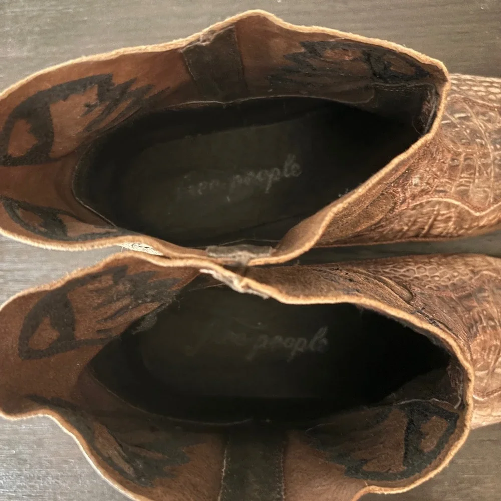 Free People Ankle Boots Dorado 38 Croc Embossed Leather Brown Western Boho